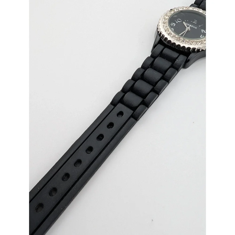 Geneva Women's Watch 32mm Case Rhinestone Bezel Black Silicone Band- New Battery